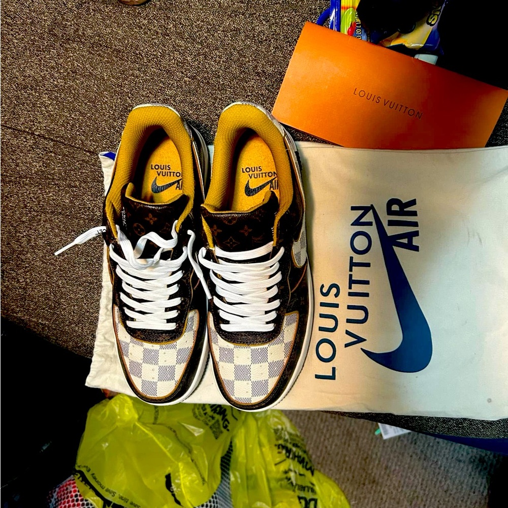 Yeah, brand new Louis Vuitton Nikes size 10 very good deal
